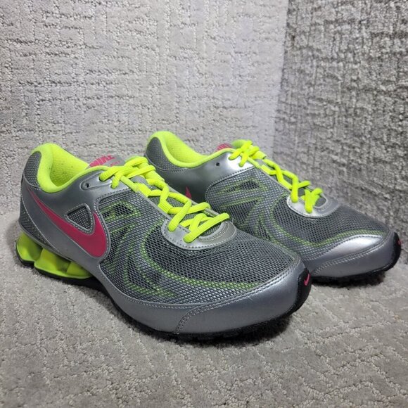 Nike Reax Run 7 Women's Size 9 US Gray Neon Green Running Shoes 525755-001 - Picture 1 of 10